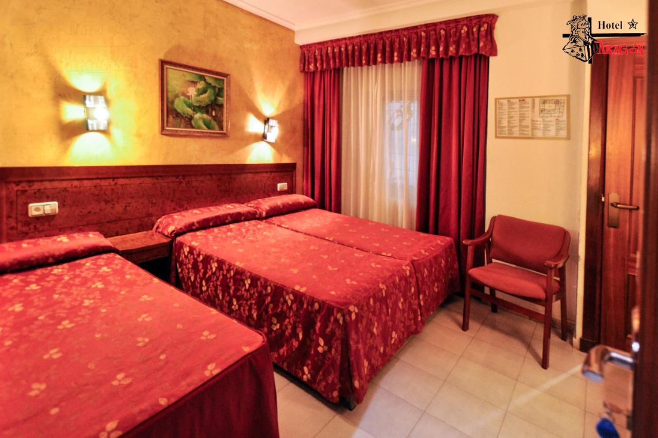 Hotel Aragon ซาลามังกา ภายนอก รูปภาพ