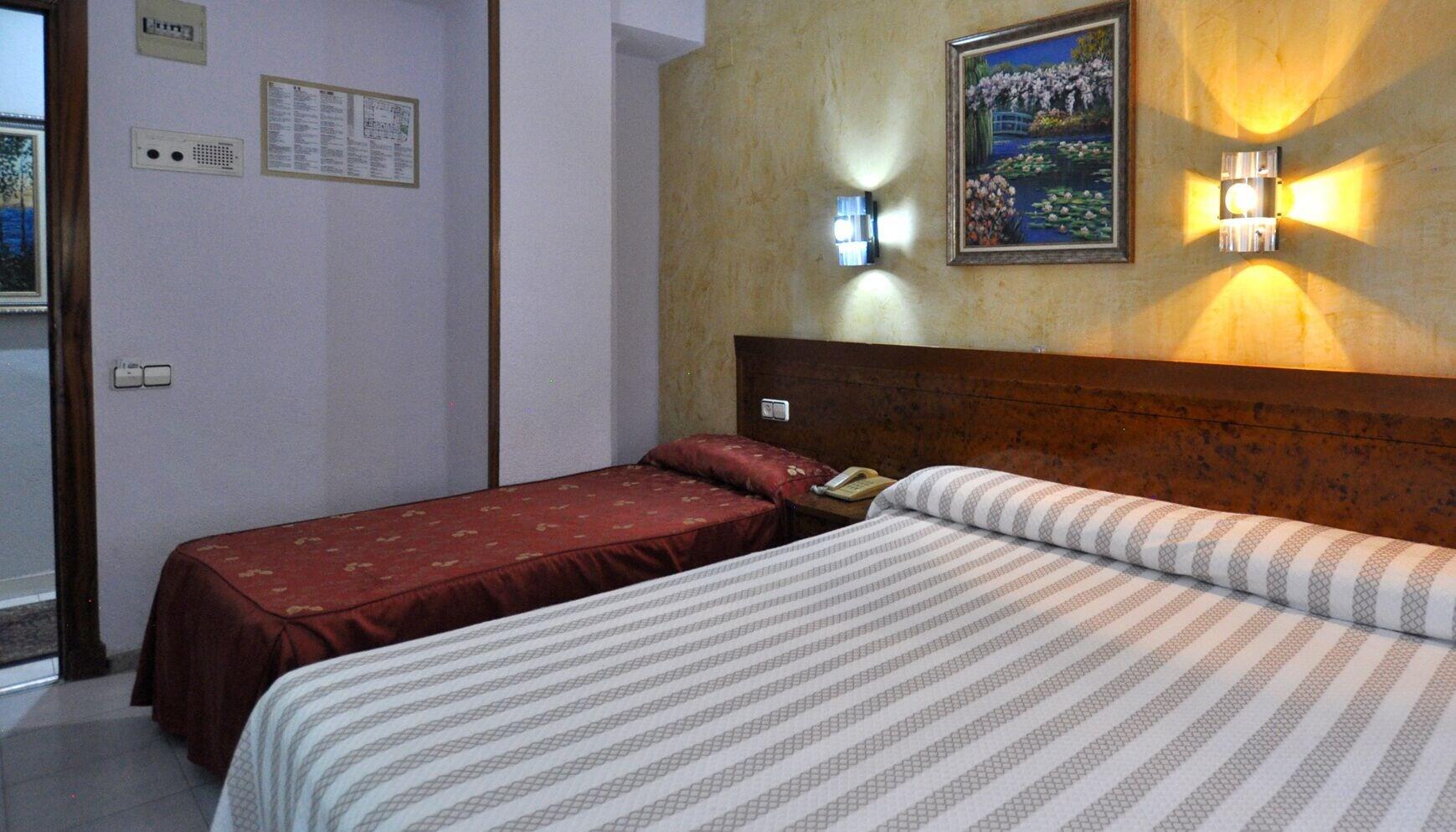 Hotel Aragon ซาลามังกา ภายนอก รูปภาพ